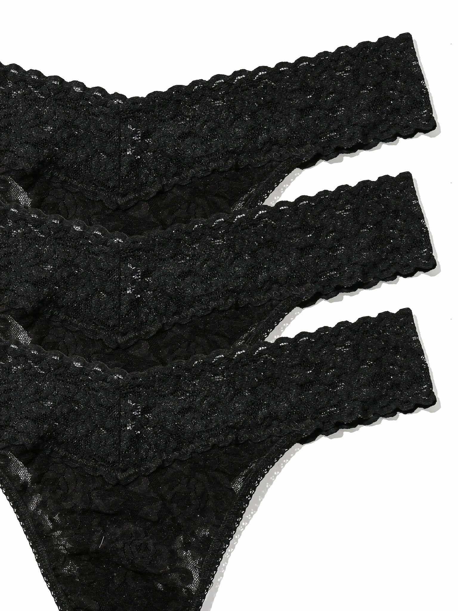 3 Pack Signature Lace® Original Rise Thongs Black - Image 3